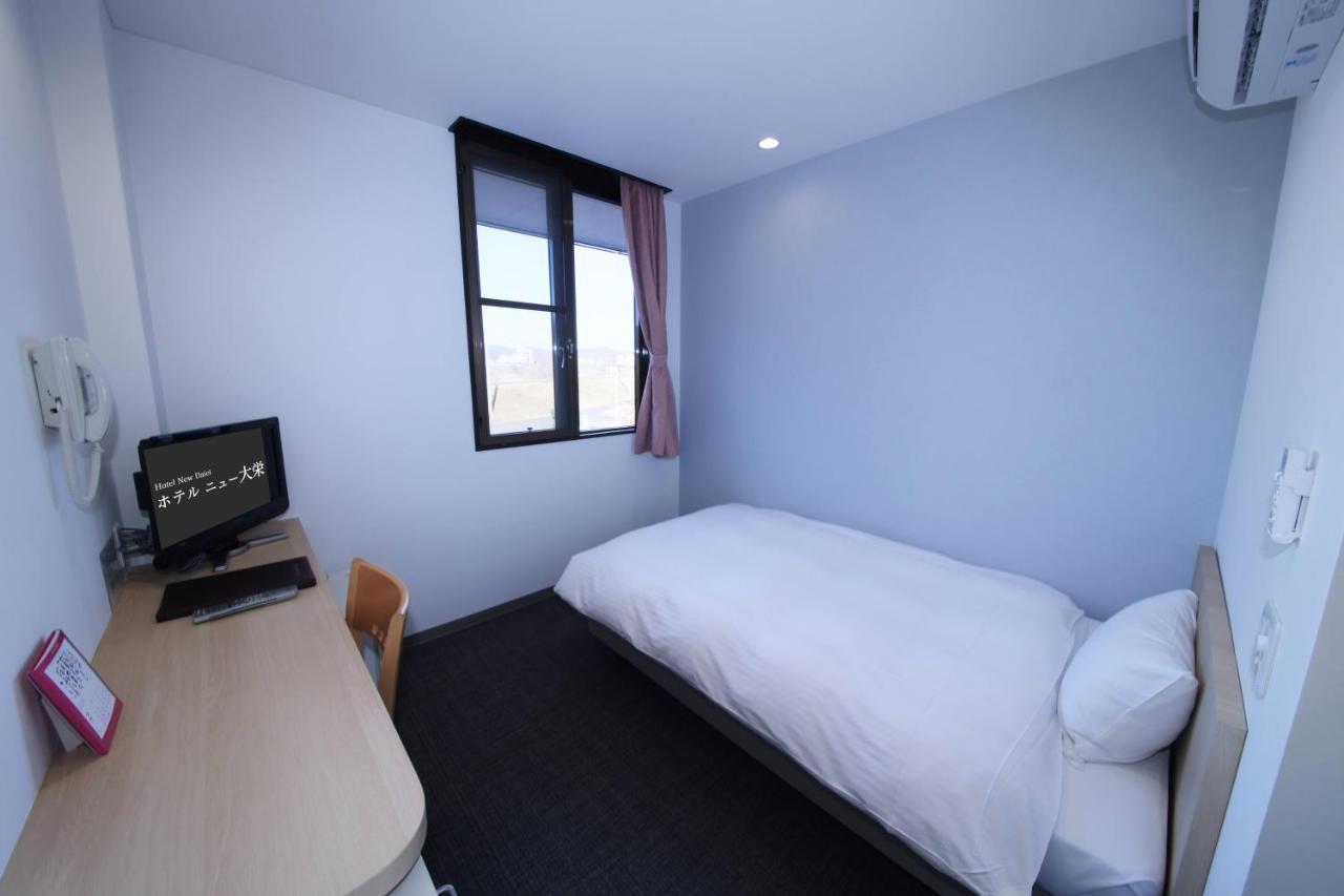 Business Hotel New Daiei Асикага Экстерьер фото